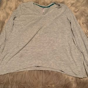 Pajamas crop pant and long sleeve set.